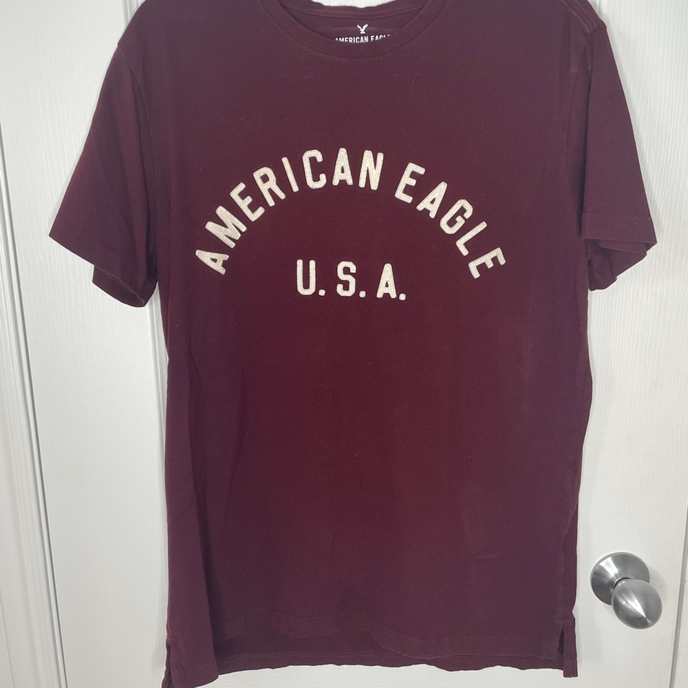 American eagle t shirt